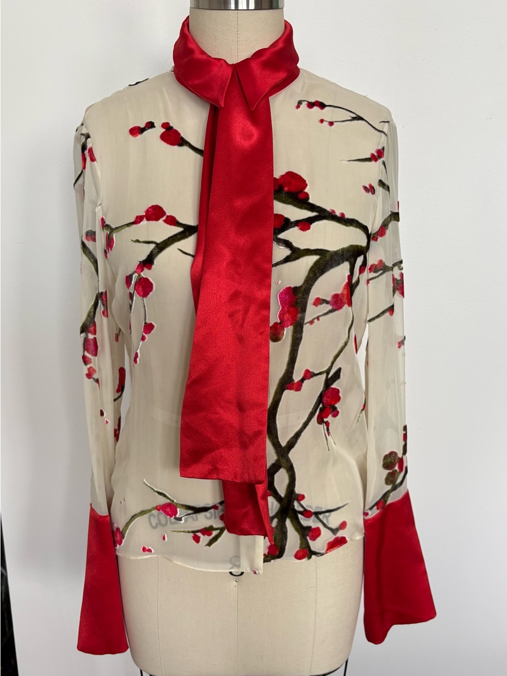 Vintage Ungaro Couture Silk Cream Floral Tie-Neck Blouse w/ Red Accents - Picture 5 of 15